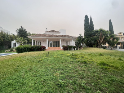 5 Bedroom Detached Villa in Nueva Andalucía