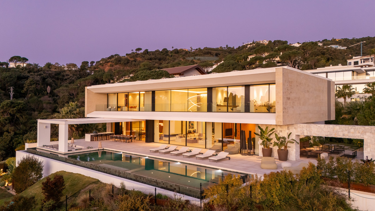 7 Bedroom Detached Villa in El Madroñal