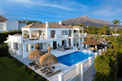 5 Bedroom Detached Villa in Nueva Andalucía